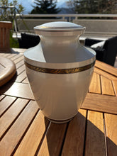 Charger l'image dans la galerie, Urne Funeraire BLANCO