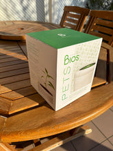 Charger l'image dans la galerie, carton urne funeraire biodegradable