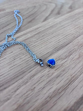 Charger l'image dans la galerie, Collier Cinéraire Cœur Cristal Bleu - photo 5