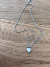 Charger l'image dans la galerie, Collier Cinéraire Petit Cœur Argent - photo 1