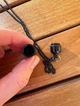 Charger l'image dans la galerie, collier funeraire chat souvenir pendentif porte