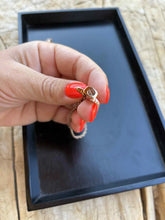 Charger l'image dans la galerie, Collier Urne Ange Rose gold - photo 4