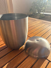 Charger l'image dans la galerie, urne canada grise pour homme ou femme