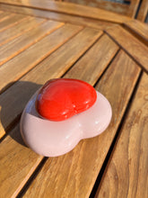 Charger l'image dans la galerie, urne coeur rouge