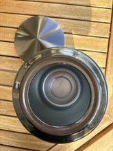 Charger l'image dans la galerie, urne ferrer marron