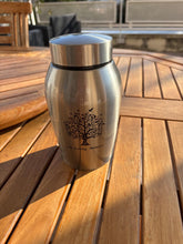 Charger l'image dans la galerie, urne funeraire arbre de vie