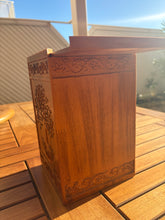 Charger l'image dans la galerie, urne arbre de vie de dos pour humain