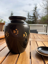 Charger l'image dans la galerie, urne kokkia noire