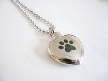 Charger l'image dans la galerie, Pendentif Cendre Tilka