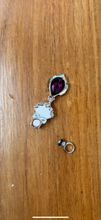 Charger l&#39;image dans la galerie, Pendentif Cendre La Violette
