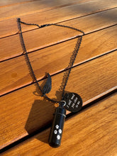 Charger l'image dans la galerie, bijou funeraire animaux collier urne chat acier inoxydable

