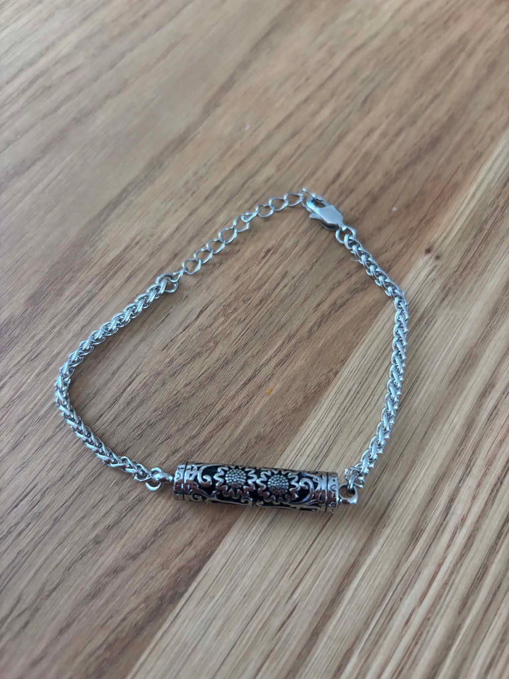 Bracelet urne capsule