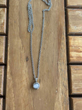 Charger l&#39;image dans la galerie, chaine collier urne
