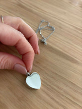 Charger l'image dans la galerie, collier cendres coeur
