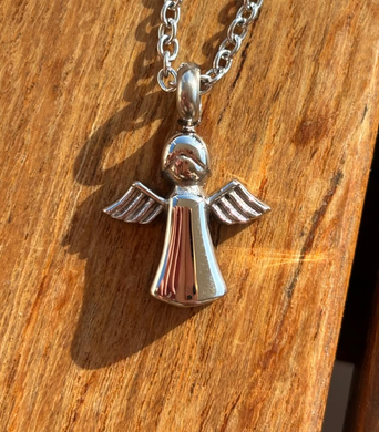 pendentif collier urne ange