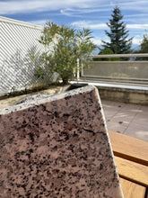 Charger l'image dans la galerie, Lanterne funéraire en Granit Gris - photo 4
