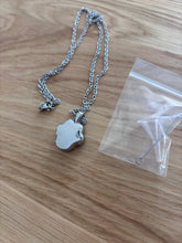 Charger l'image dans la galerie, pendentif cremation
