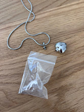 Charger l'image dans la galerie, Pendentif Funéraire Cœur - photo 5
