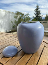 Charger l&#39;image dans la galerie, urne funeraire celeste ouverte
