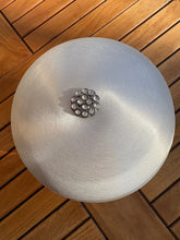 Charger l'image dans la galerie, Urne Aluminium Constellation - photo 2
