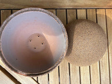 Charger l&#39;image dans la galerie, urne en argile arenae
