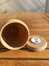 Charger l'image dans la galerie, urne pour chat chien ou lapin
