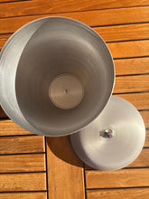 Charger l'image dans la galerie, urne funeraire pour homme ou femme argent
