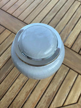 Charger l&#39;image dans la galerie, urne pour humain grise infini
