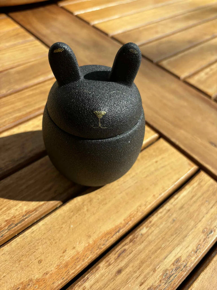 Urne Lapin céramique noire - photo 1