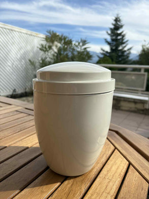 urne métal blanc